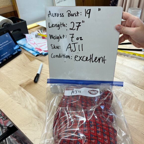 Halogen Pleated Sleeveless Printed Blouse Red Blue Size Medium - Picture 10 of 10